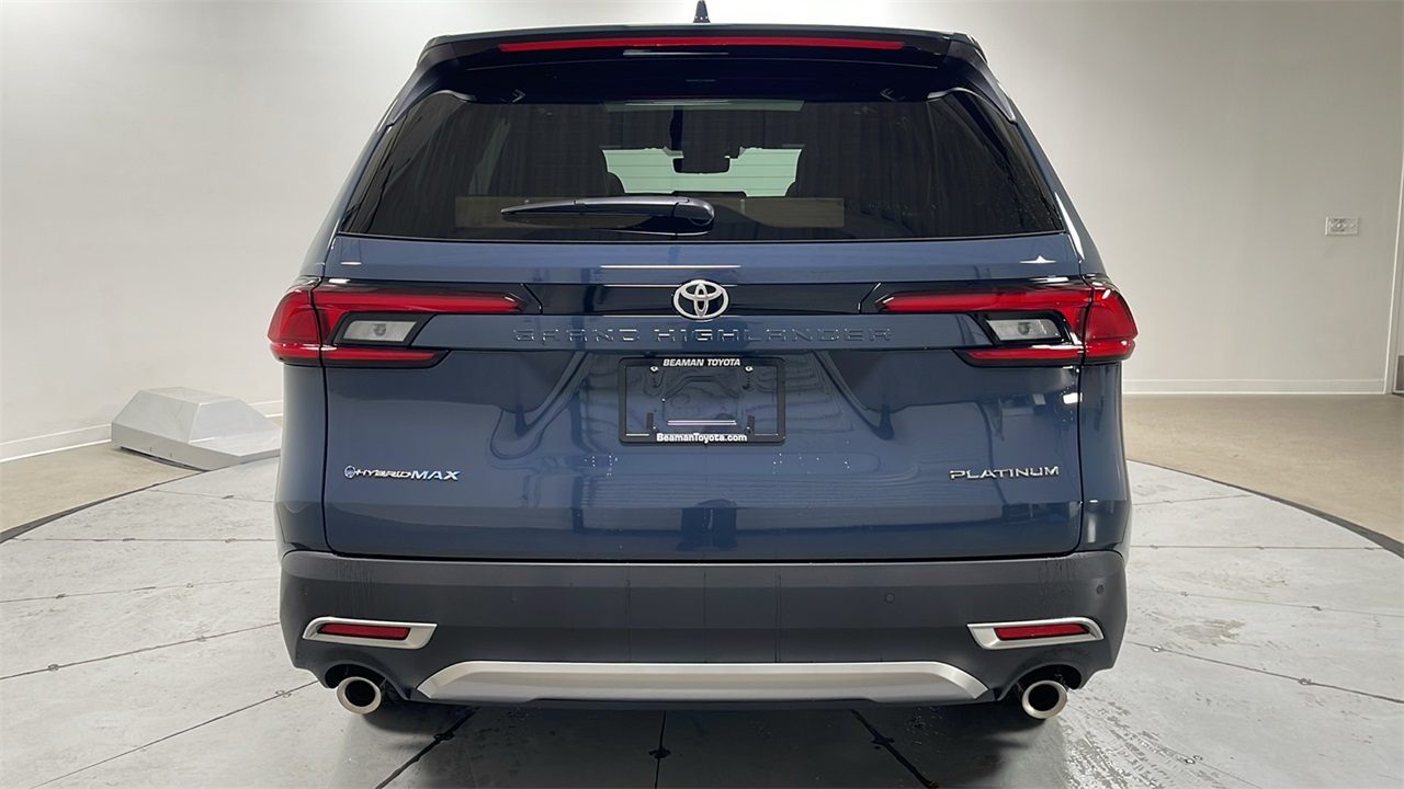 2026 Toyota Grand Highlander Hybrid MAX Platinum photo 2