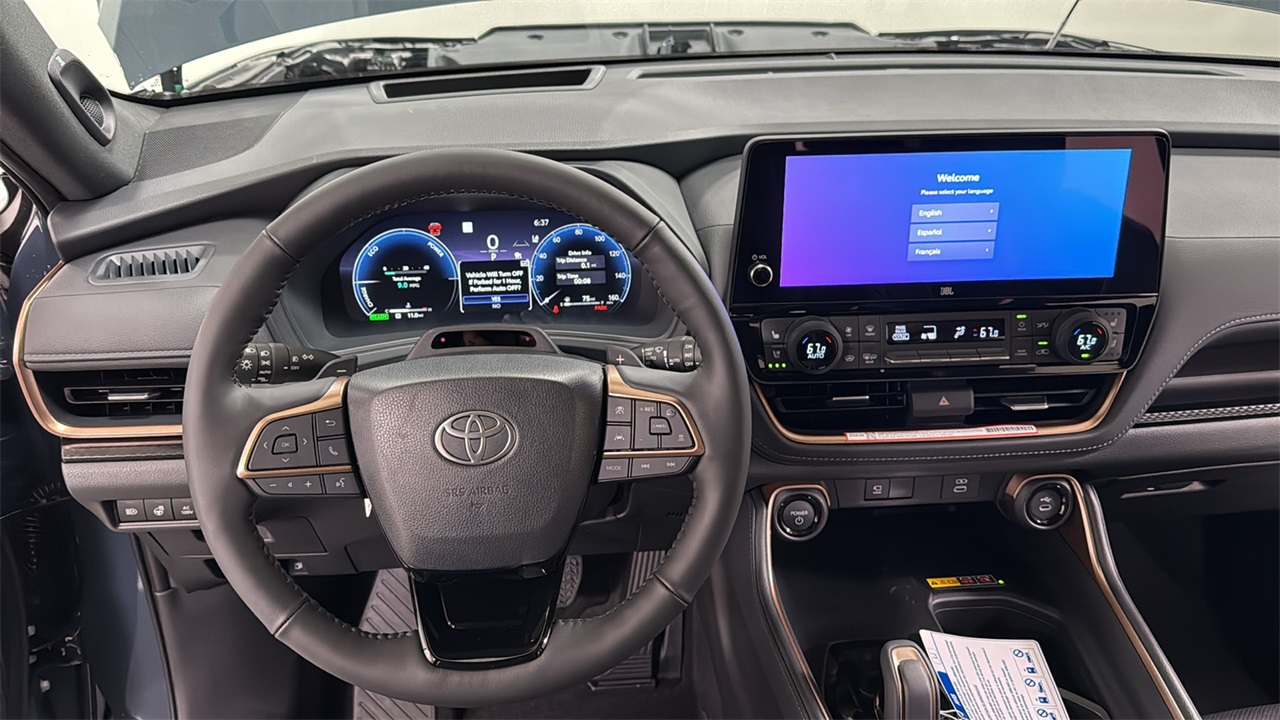 2026 Toyota Grand Highlander Hybrid MAX Platinum photo 7
