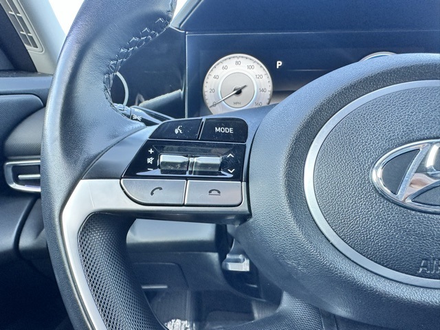 2023 Onyx Black Hyundai Elantra Limited FWD Sedan