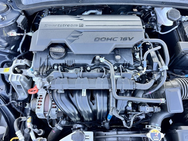 2023 Onyx Black Hyundai Elantra Limited FWD Sedan