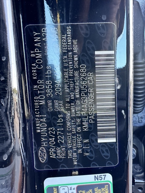 2023 Onyx Black Hyundai Elantra Limited FWD Sedan