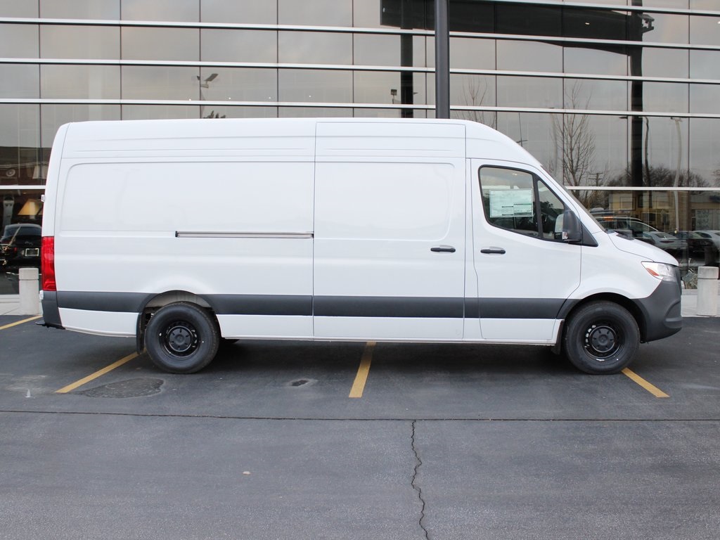 new 2025 Mercedes-Benz Sprinter 2500 car, priced at $68,599