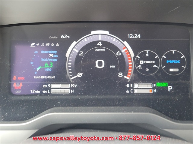 2025 Toyota Tundra Limited CrewMax photo 14
