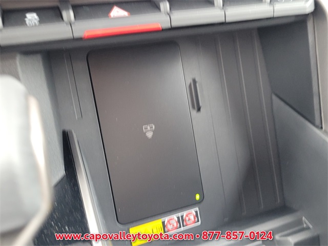 2025 Toyota Tundra Limited CrewMax photo 15