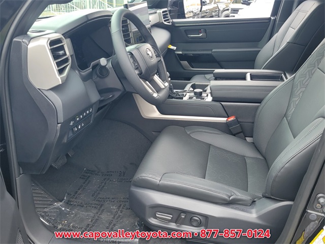 2025 Toyota Tundra Limited CrewMax photo 8