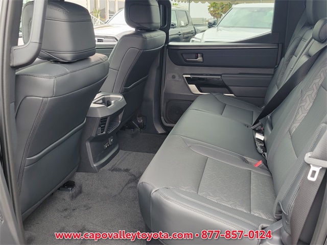 2025 Toyota Tundra Limited CrewMax photo 9