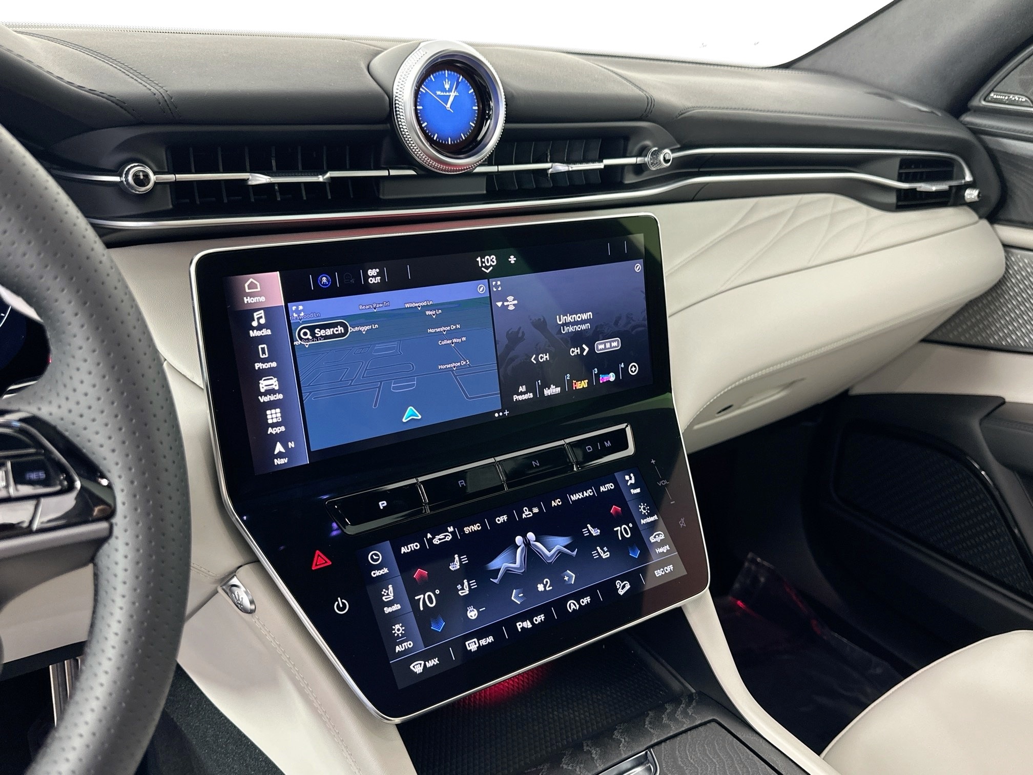 new 2026 Maserati Grecale car, priced at $94,875