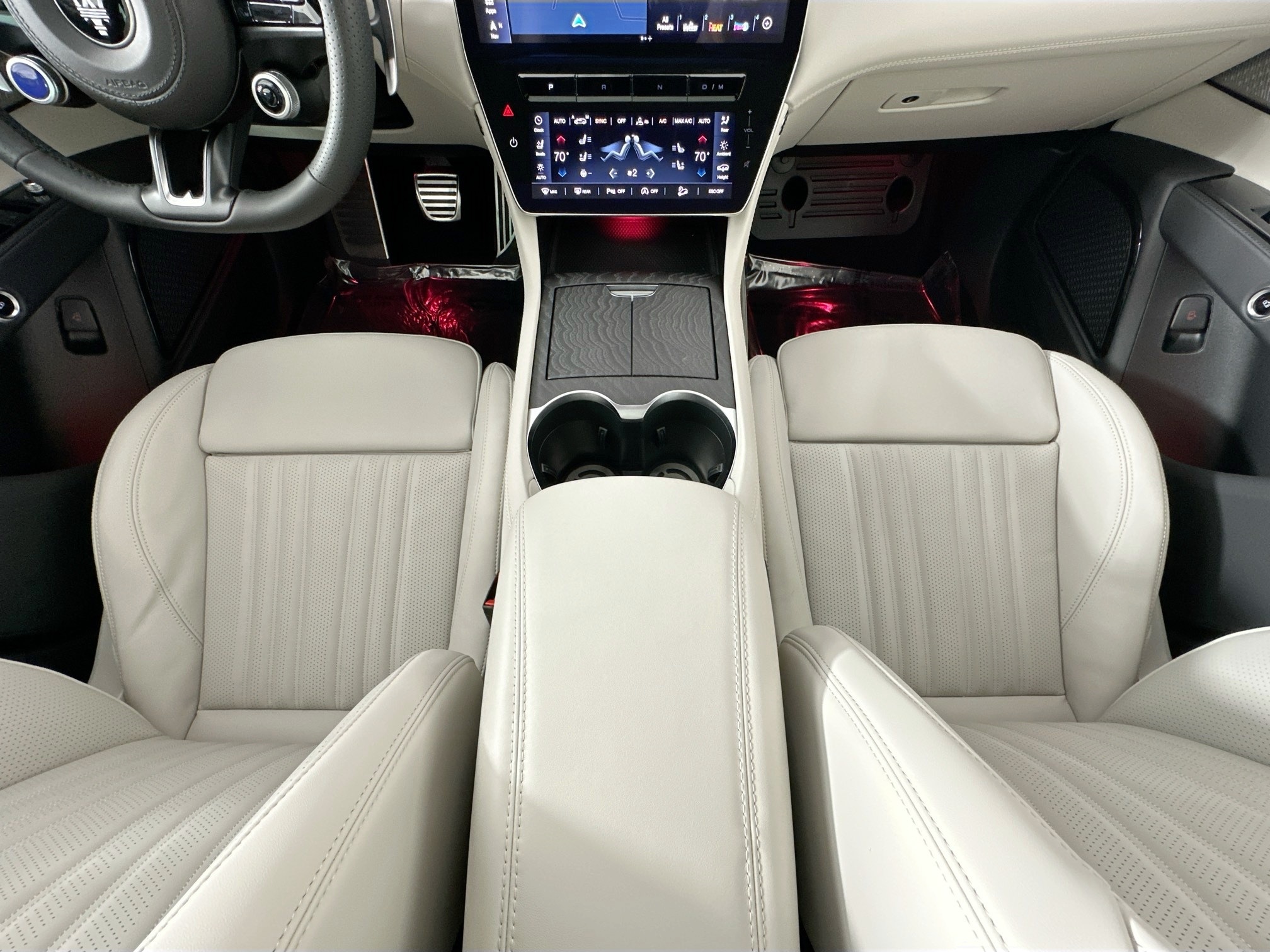 new 2026 Maserati Grecale car, priced at $94,875