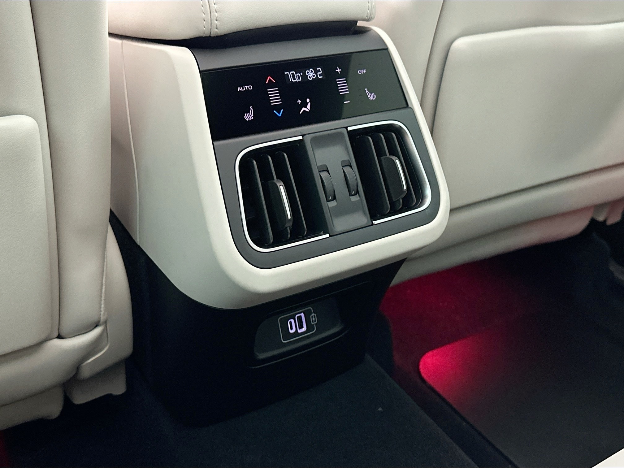 new 2026 Maserati Grecale car, priced at $94,875