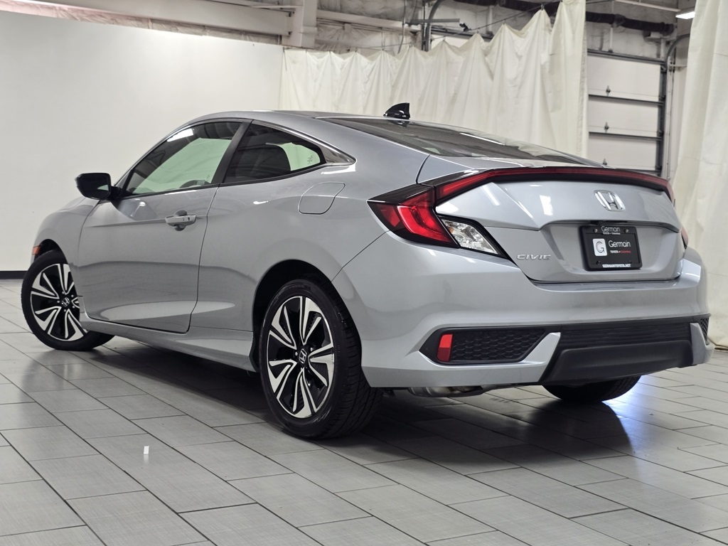 2018 Honda Civic EX-T photo 10