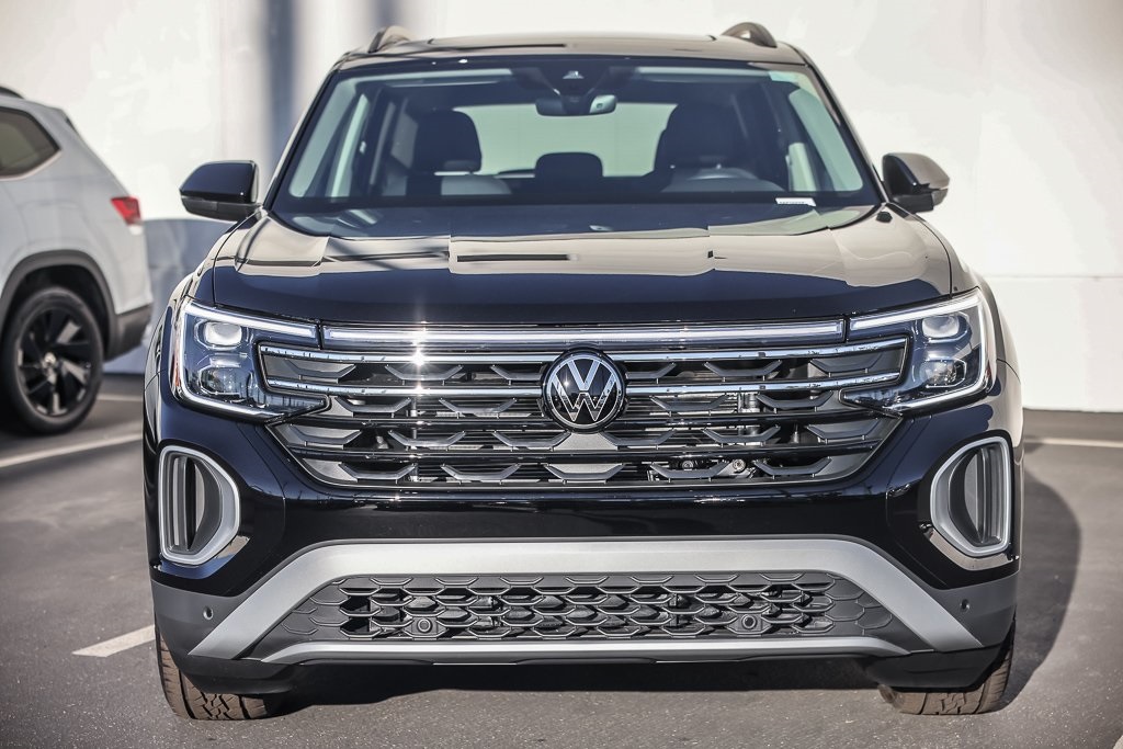 2026 Volkswagen Atlas Atlas Peak Edition's photo