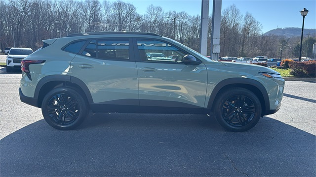 new 2026 Chevrolet Trax car, priced at $26,985