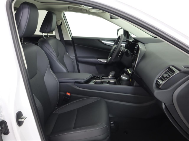 2026 Lexus NX 350 photo 13