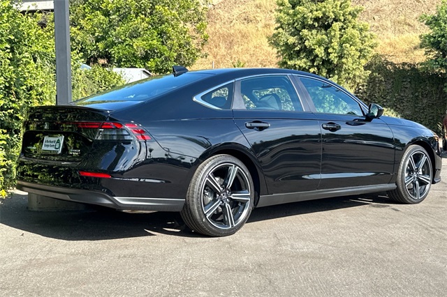 2025 Honda Accord Hybrid Sport photo 4