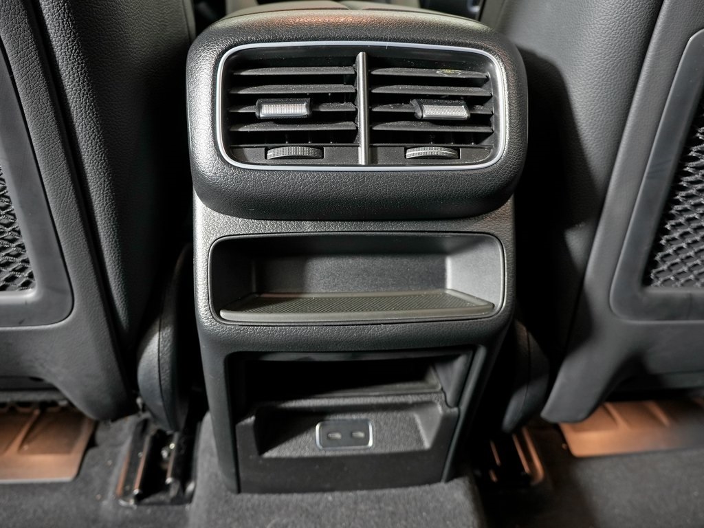 used 2025 Mercedes-Benz GLE car, priced at $63,888