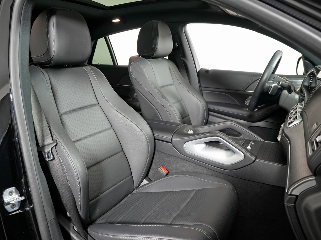 used 2025 Mercedes-Benz GLE car, priced at $63,888