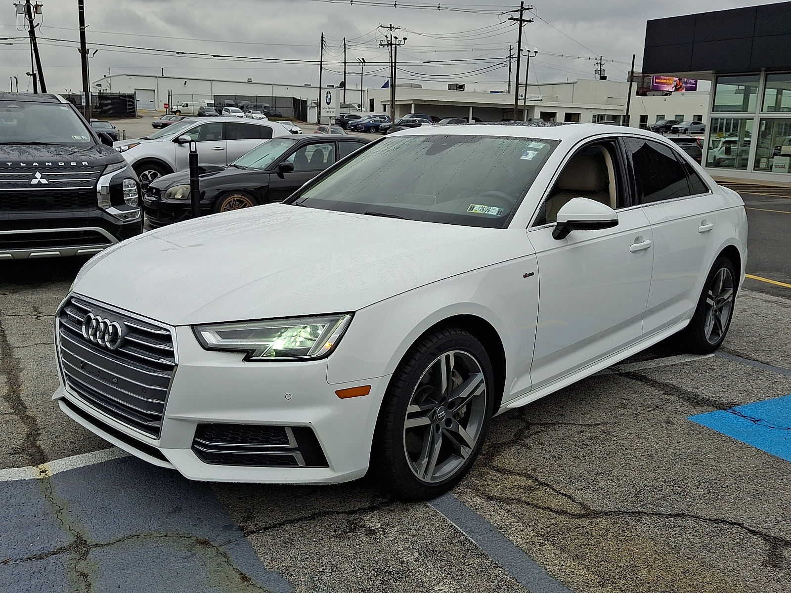 2018 Audi A4 2.0T Premium Plus photo 2