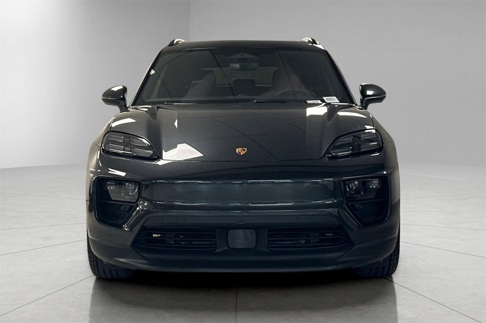 2025 Porsche Macan Electric photo 11
