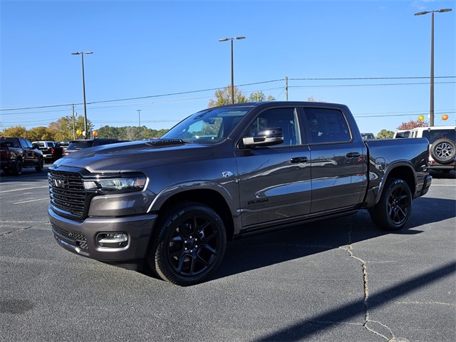 2026 Ram 1500 Laramie Crew Cab 4x4 5'7" Box