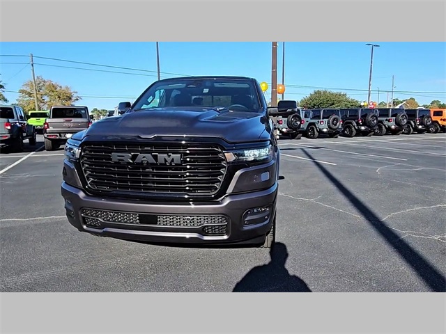 2026 Ram 1500 Laramie Crew Cab 4x4 5'7" Box