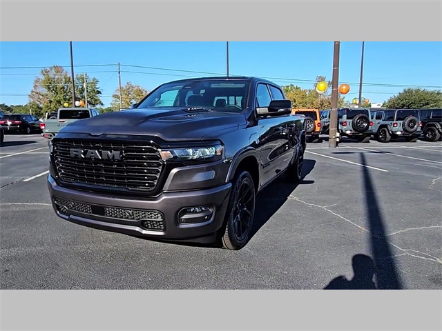 2026 Ram 1500 Laramie Crew Cab 4x4 5'7" Box