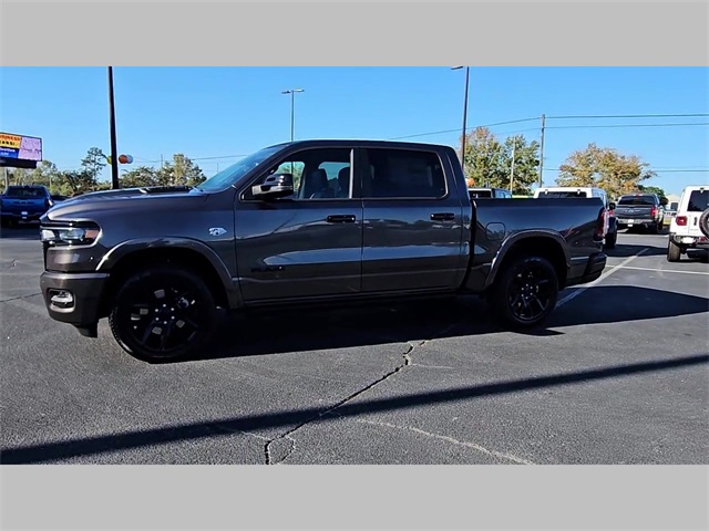 2026 Ram 1500 Laramie Crew Cab 4x4 5'7" Box