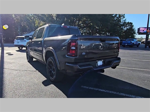 2026 Ram 1500 Laramie Crew Cab 4x4 5'7" Box