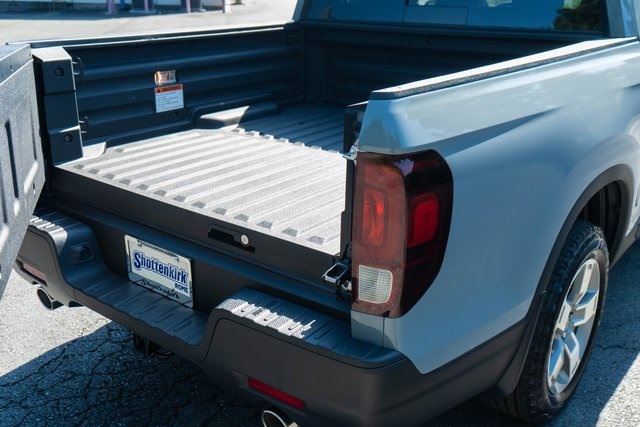 2025 Honda Ridgeline RTL photo 8