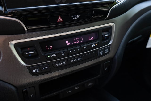 2025 Honda Ridgeline RTL photo 19