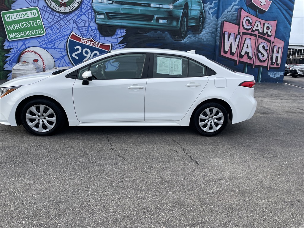 Used 2024 Toyota Corolla LE with VIN 5YFB4MDE7RP108726 for sale in Northfield, Minnesota