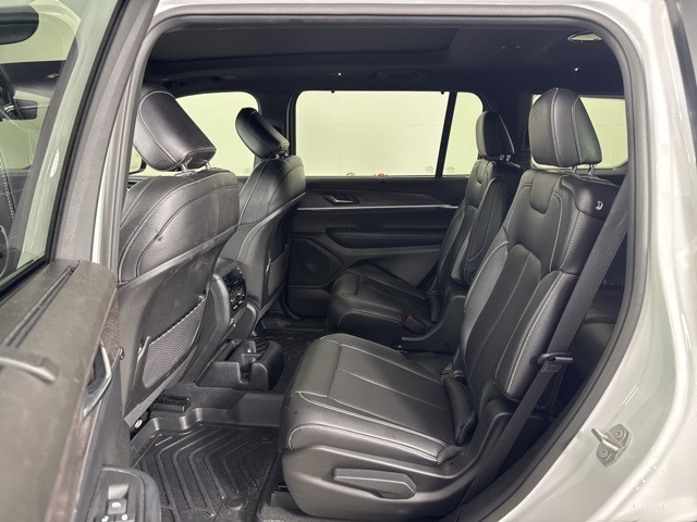 2024 Bright White Clearcoat Jeep Grand Cherokee L Limited RWD SUV