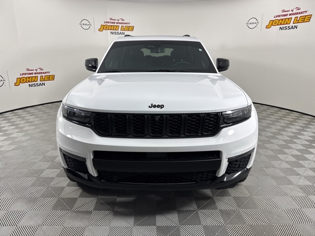2024 Bright White Clearcoat Jeep Grand Cherokee L Limited RWD SUV