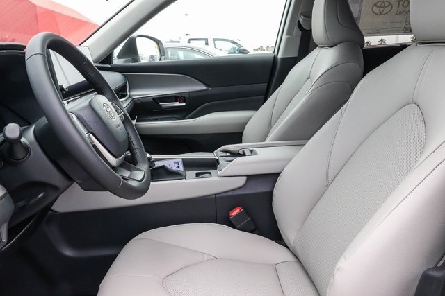 new 2026 Toyota Grand Highlander Hybrid car, priced at $51,912