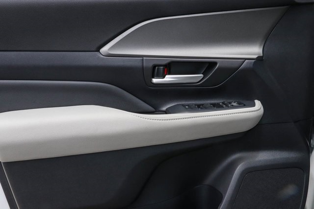new 2026 Toyota Grand Highlander Hybrid car, priced at $51,912
