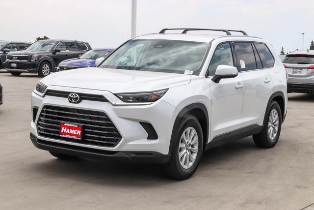 new 2026 Toyota Grand Highlander Hybrid car, priced at $51,912
