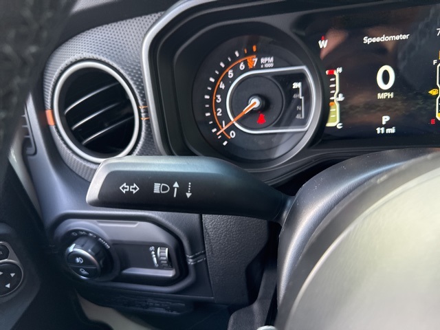 2025 Jeep Gladiator Mojave photo 13