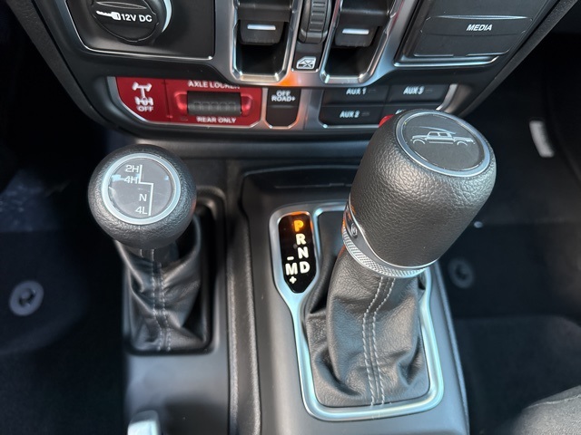 2025 Jeep Gladiator Mojave photo 19