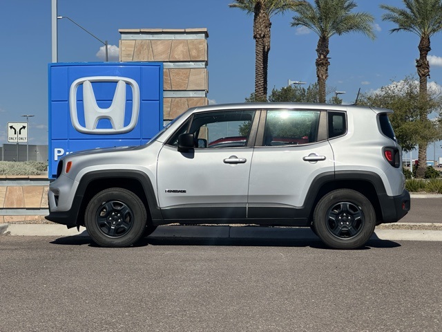 2020 Jeep Renegade Sport photo 2