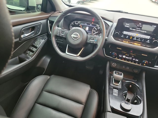2023 Pearl White Tricoat Nissan Rogue SL AWD SUV