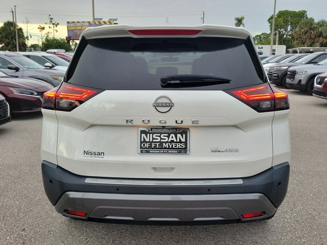 2023 Pearl White Tricoat Nissan Rogue SL AWD SUV