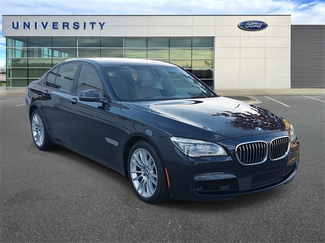 2015 BMW 7 Series 750i's photo