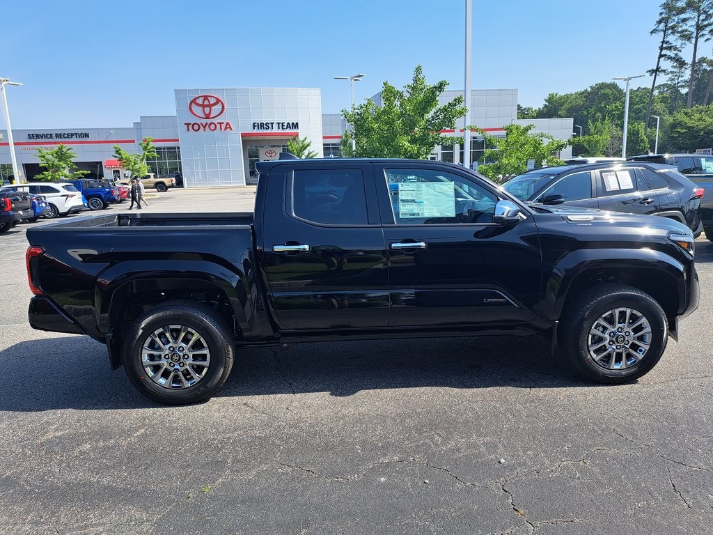 2025 Toyota Tacoma Limited photo 4