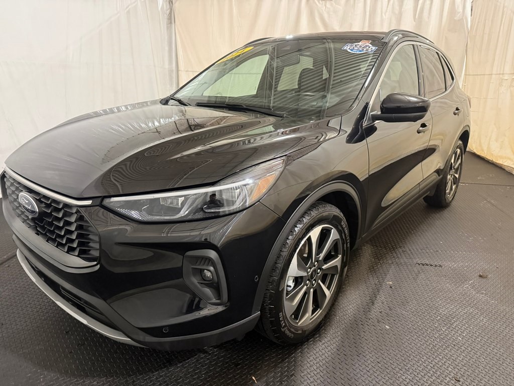 used 2024 Ford Escape Hybrid car, priced at $24,317