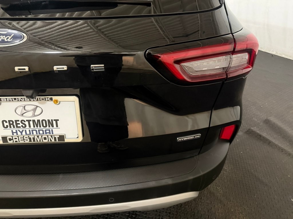used 2024 Ford Escape Hybrid car, priced at $24,317
