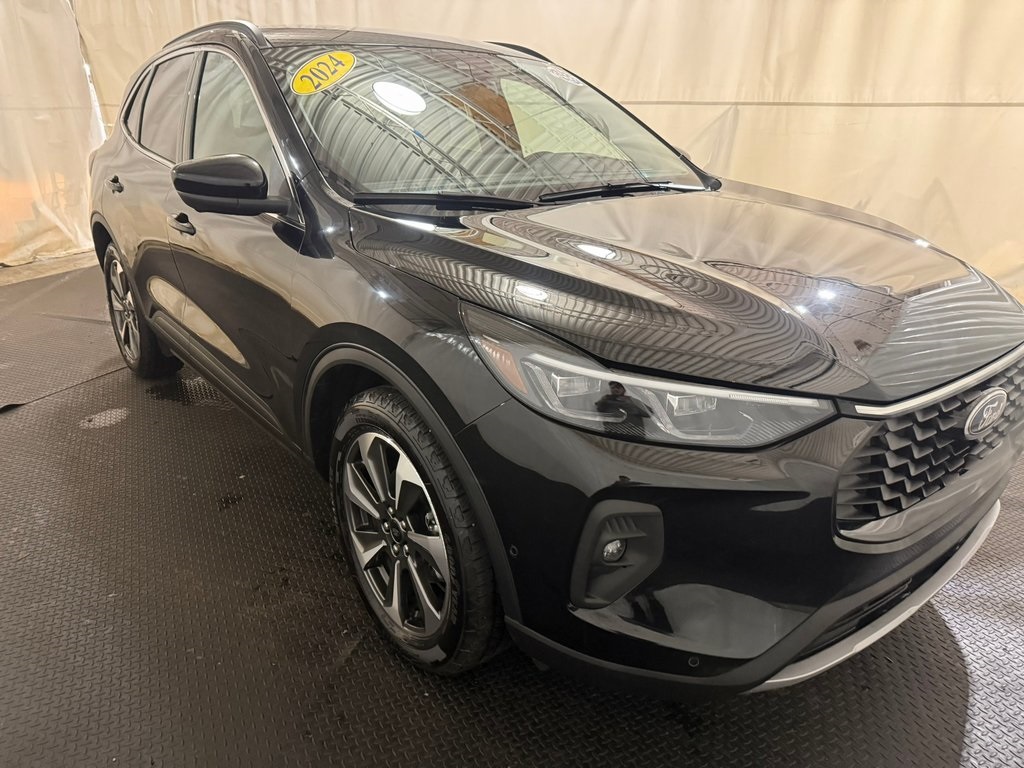 used 2024 Ford Escape Hybrid car, priced at $24,317