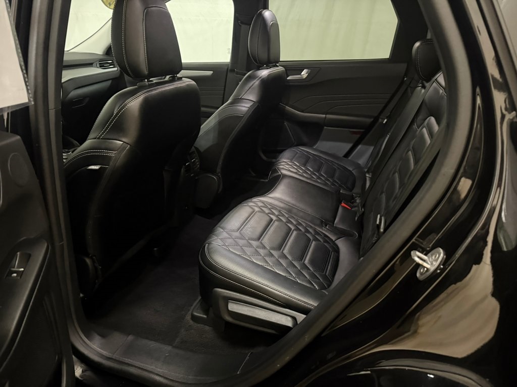 used 2024 Ford Escape Hybrid car, priced at $24,317