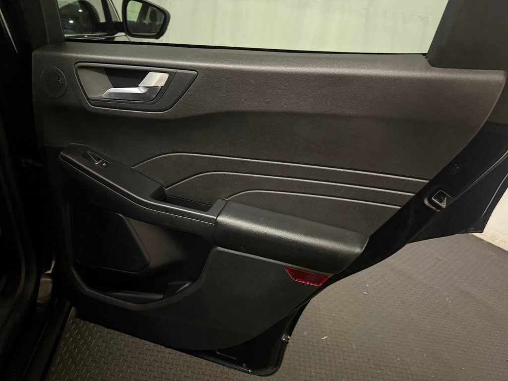 used 2024 Ford Escape Hybrid car, priced at $24,317