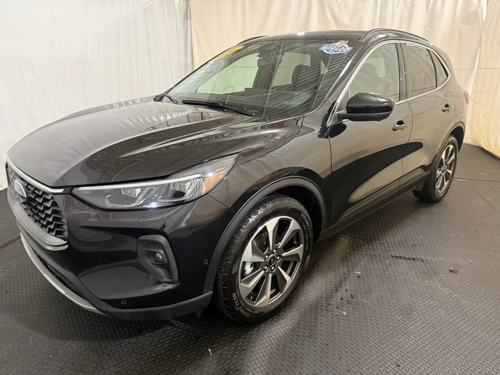 used 2024 Ford Escape Hybrid car, priced at $24,317