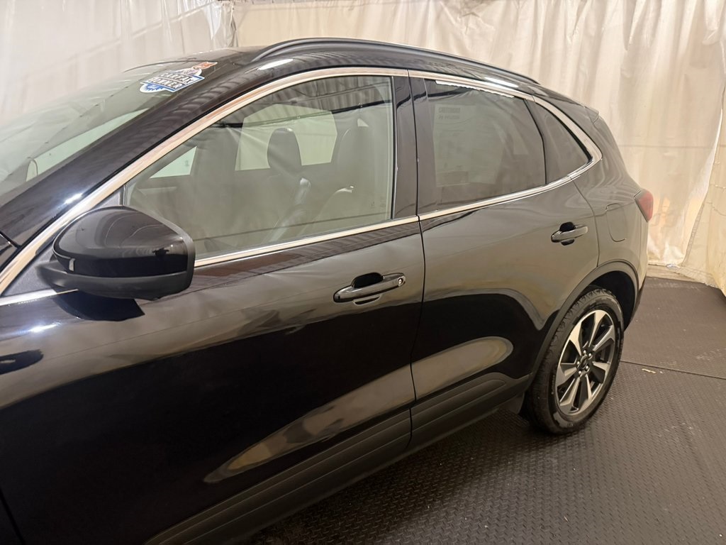 used 2024 Ford Escape Hybrid car, priced at $24,317