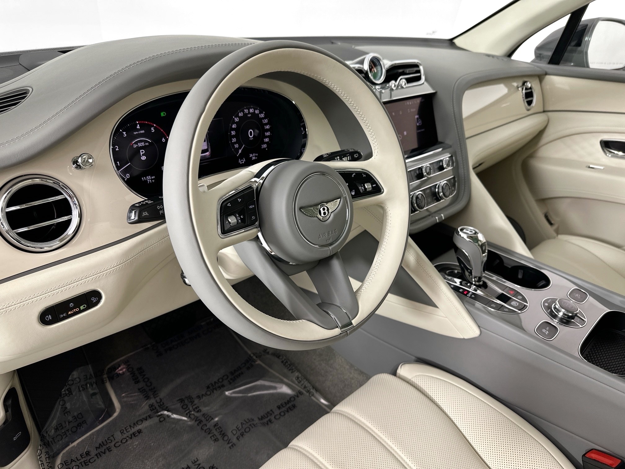 new 2025 Bentley Bentayga car
